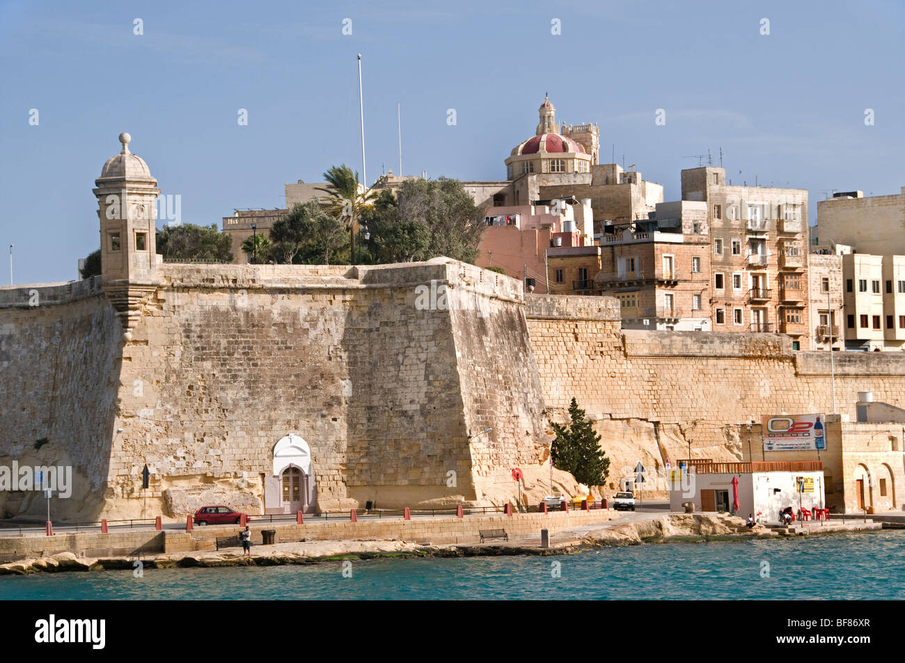 Malta befestigte Stadt Stadt Valletta Hafen Port Meer Stockfoto