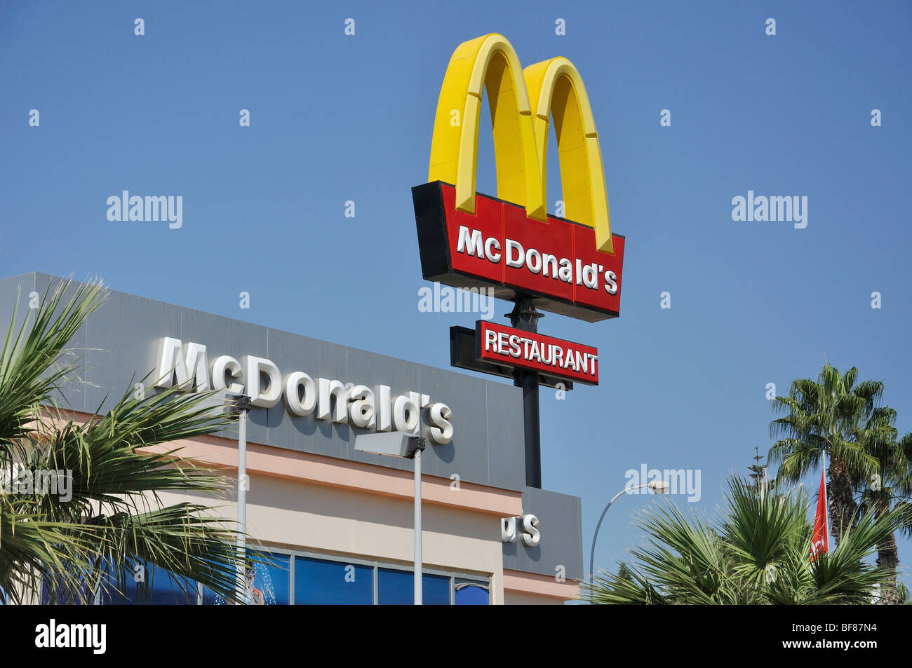 McDonalds Restaurant, Nissi Avenue, Ayia Napa, Bezirk Famagusta, Zypern Stockfoto