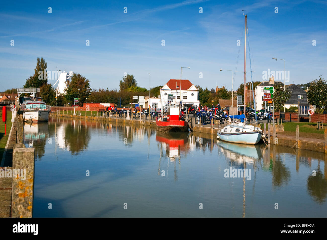 Boote am Strand Quay, Roggen East Sussex England UK 2009 Stockfoto