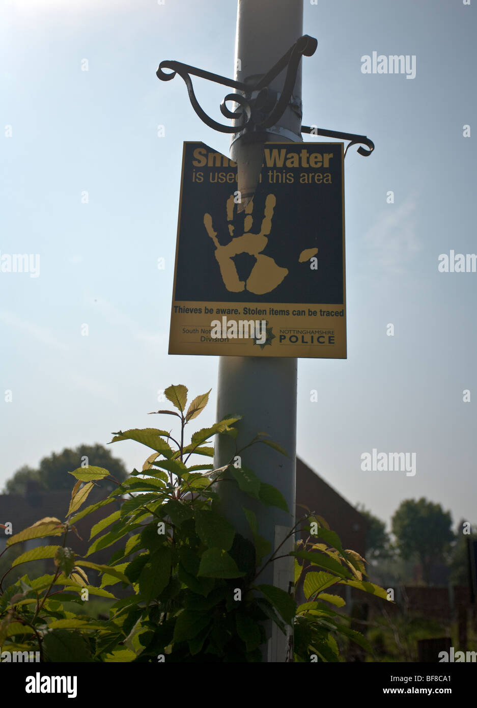 Smart water Polizeiliche Kriminalprävention der Warnzeichen. britischen Strafverfolgungsbehörden Eigenschaft Schutzkonzept. Stockfoto