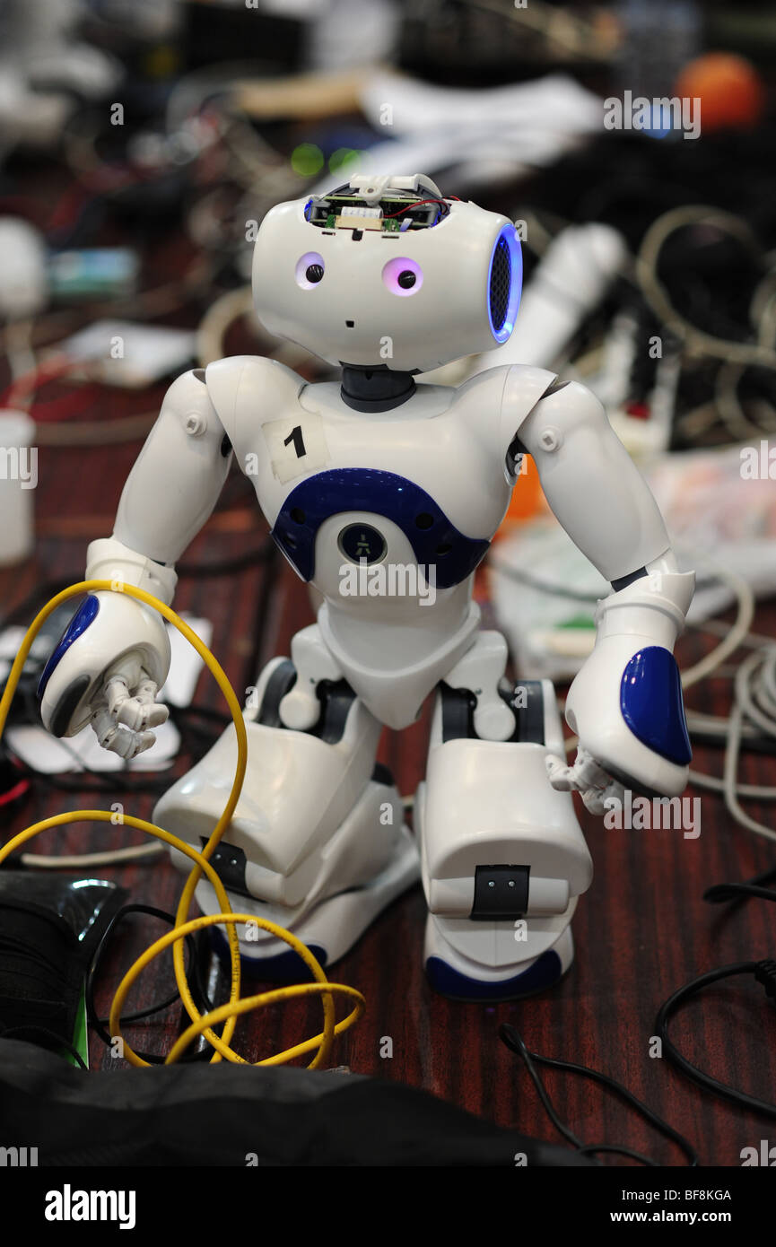 Humanoid robot view -Fotos und -Bildmaterial in hoher Auflösung – Alamy