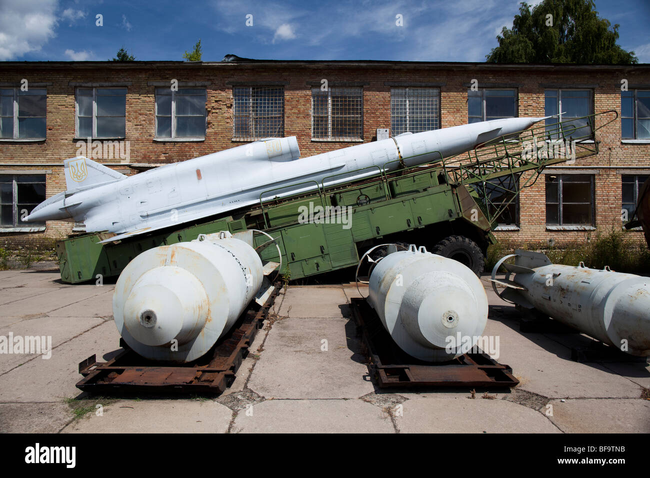 Ein unbemanntes Recon Flugzeug VR-2 "Strizh" (TU-146) wird in der ukrainischen Luftfahrtmuseum in Kiew Zhulyany gesehen. Stockfoto