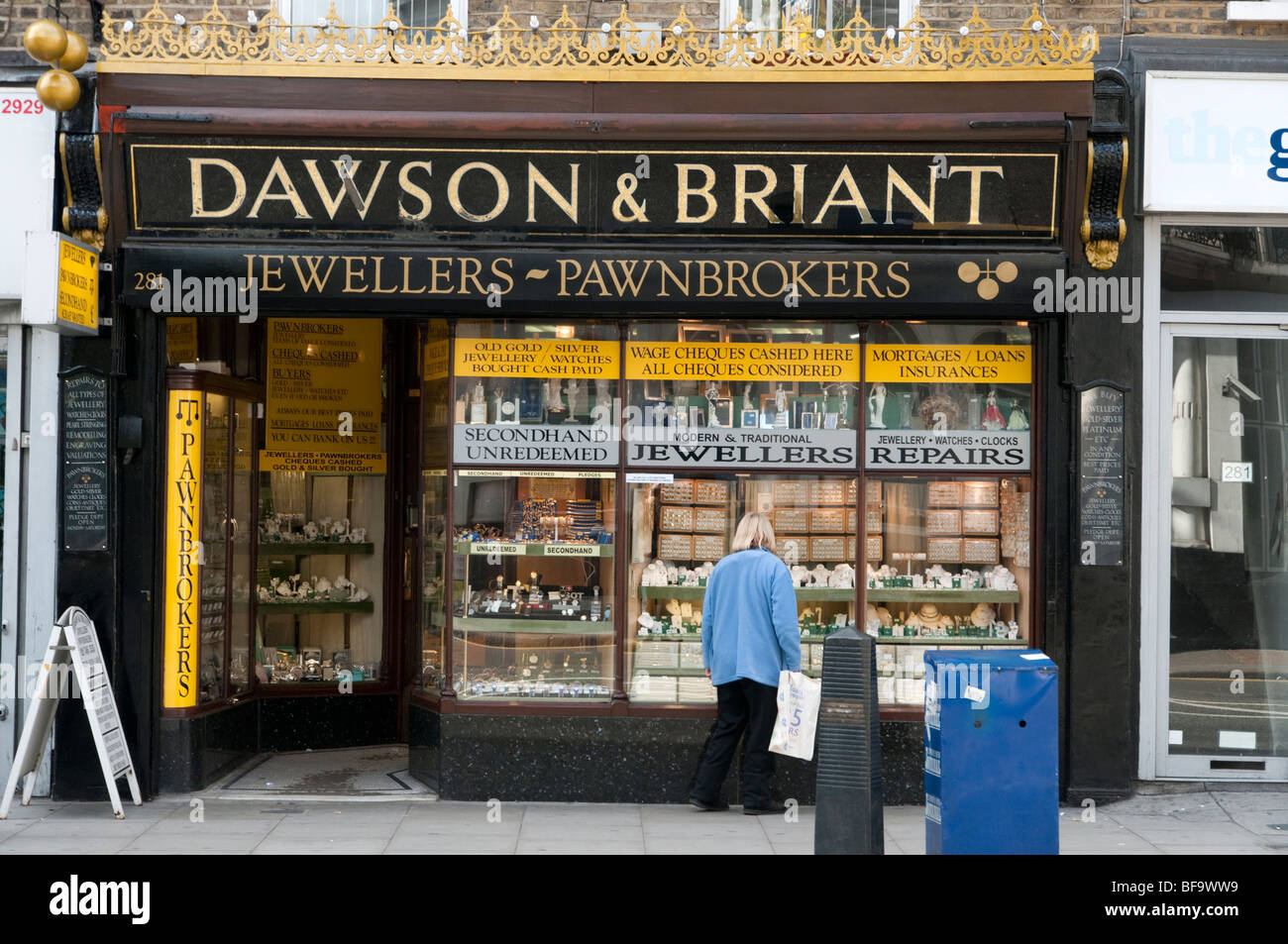 Dawson & Briant Juweliere und Pfandleiher in London, England, UK Stockfoto