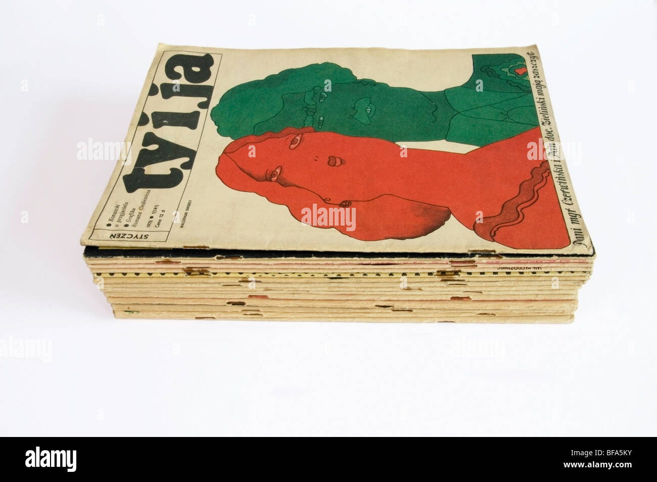 Stapeln von alten Ausgaben Ty ich Ja, "You and Me" illustriert polnischen Zeitschriften aus 60er, 70er Jahre, vordere Abdeckung durch W. Świerzy Polen, EU Stockfoto