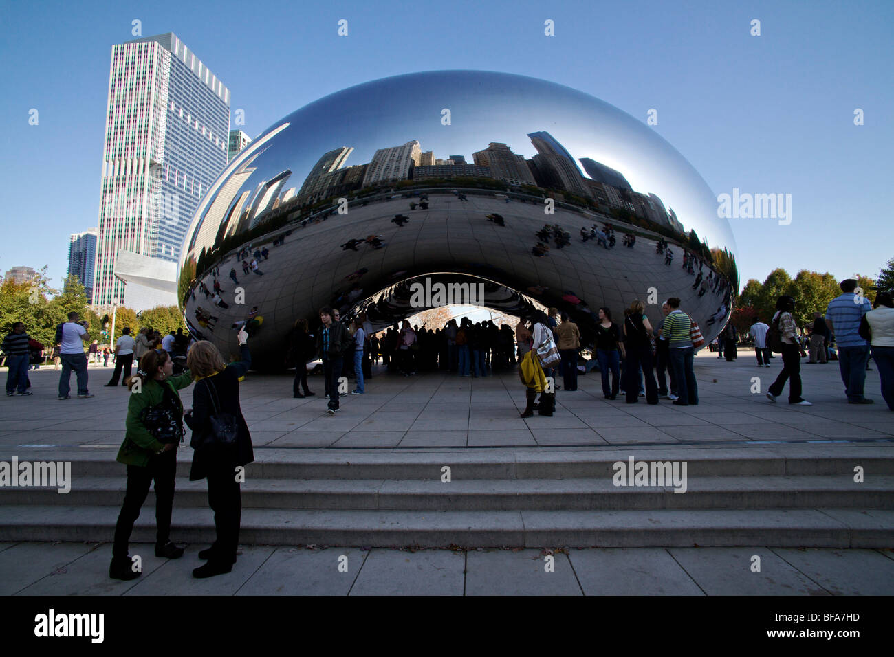 Cloud Gate, Skulptur von Anish Kapoor. Millennium Park, Chicago, Illinois. Stockfoto