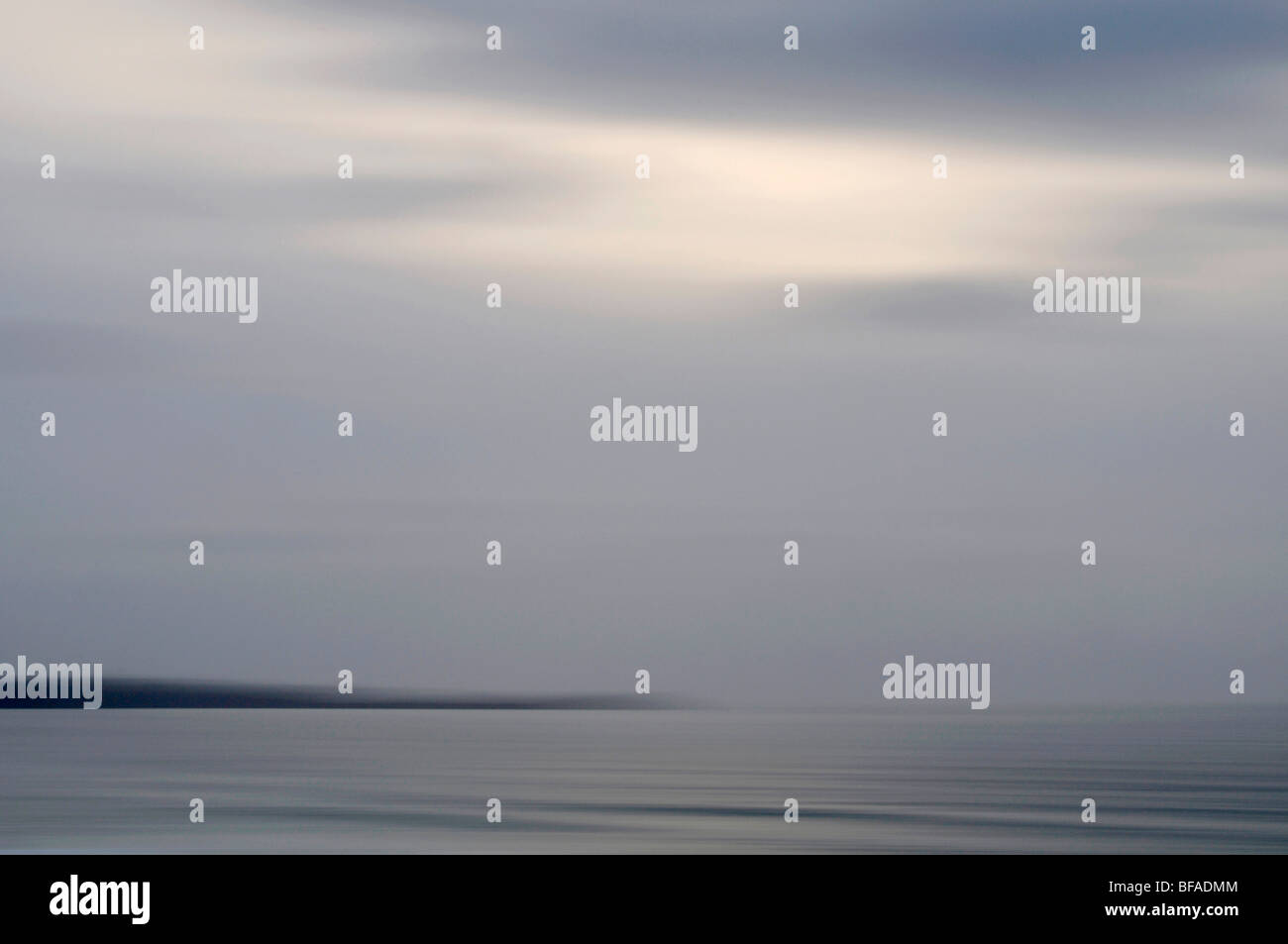 Watergate Bay, Newquay, Cornwall, England (bewusste Bewegung der Kamera) Stockfoto
