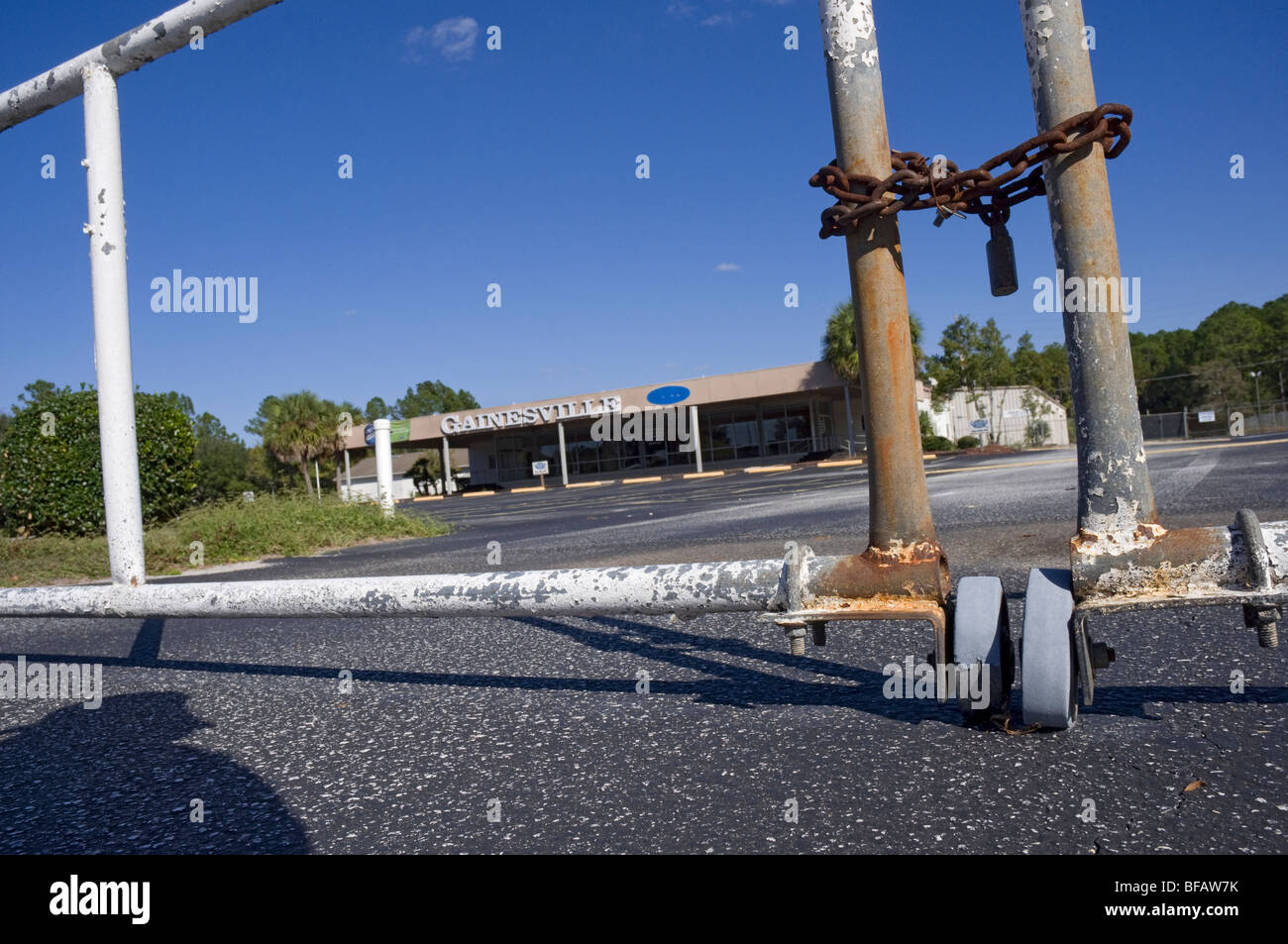 Geschlossenen Autohauses Gainesville Florida Stockfoto