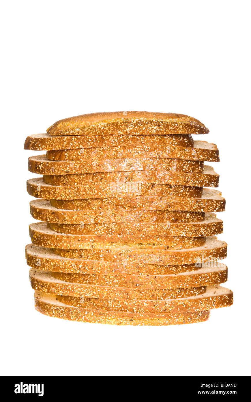 Ein gestapeltes Laib Roggenbrot isoliert auf weißem Hintergrund Stockfoto