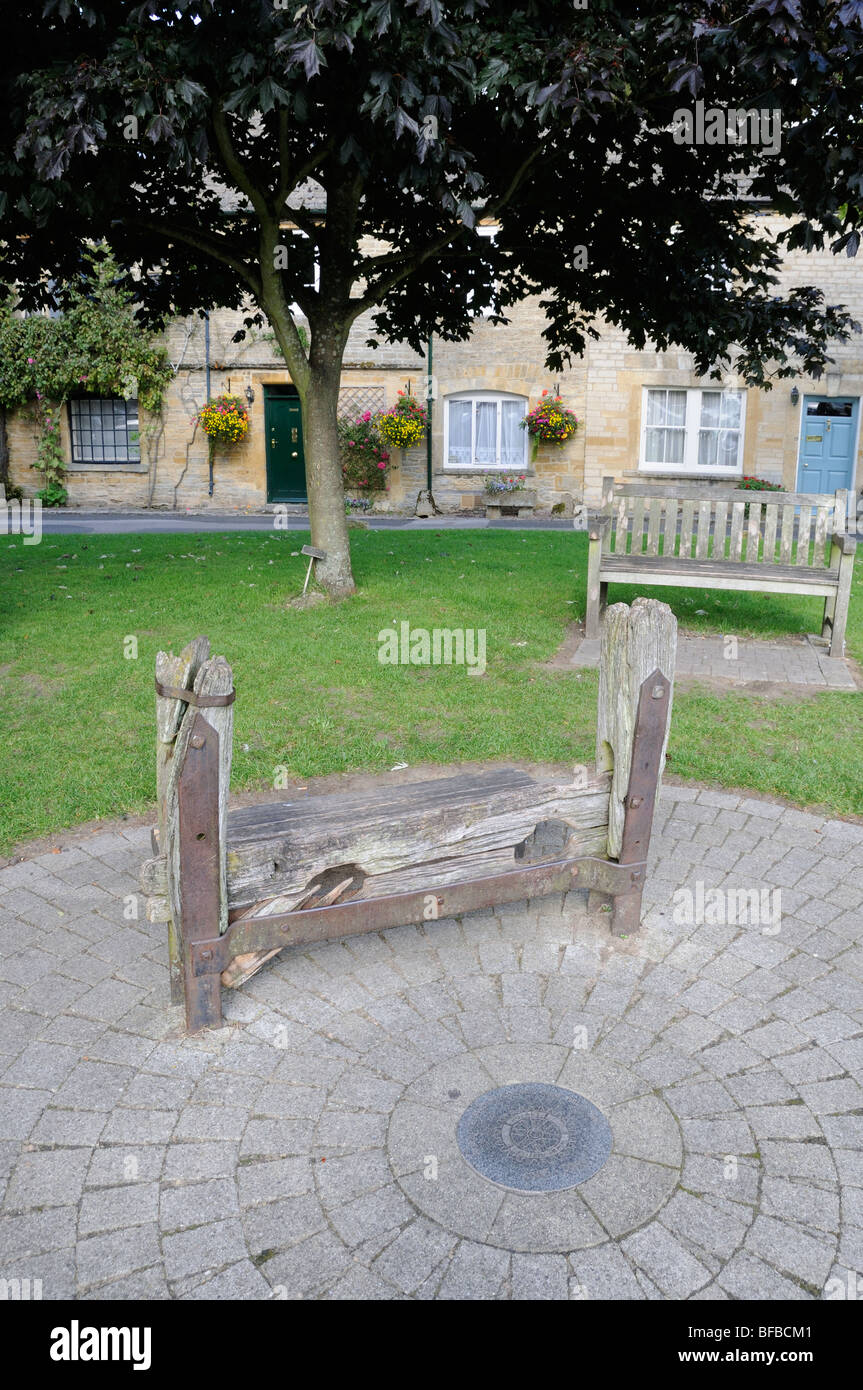 Die Dorf-Bestände, Stow-on-the-Wold, Gloucestershire, Cotswolds, UK, September Stockfoto