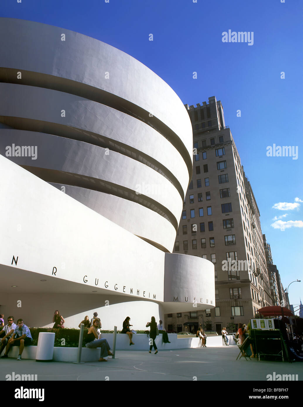 Das Guggenheim-Museum (entworfen von Frank Lloyd Wright), New York City. Stockfoto