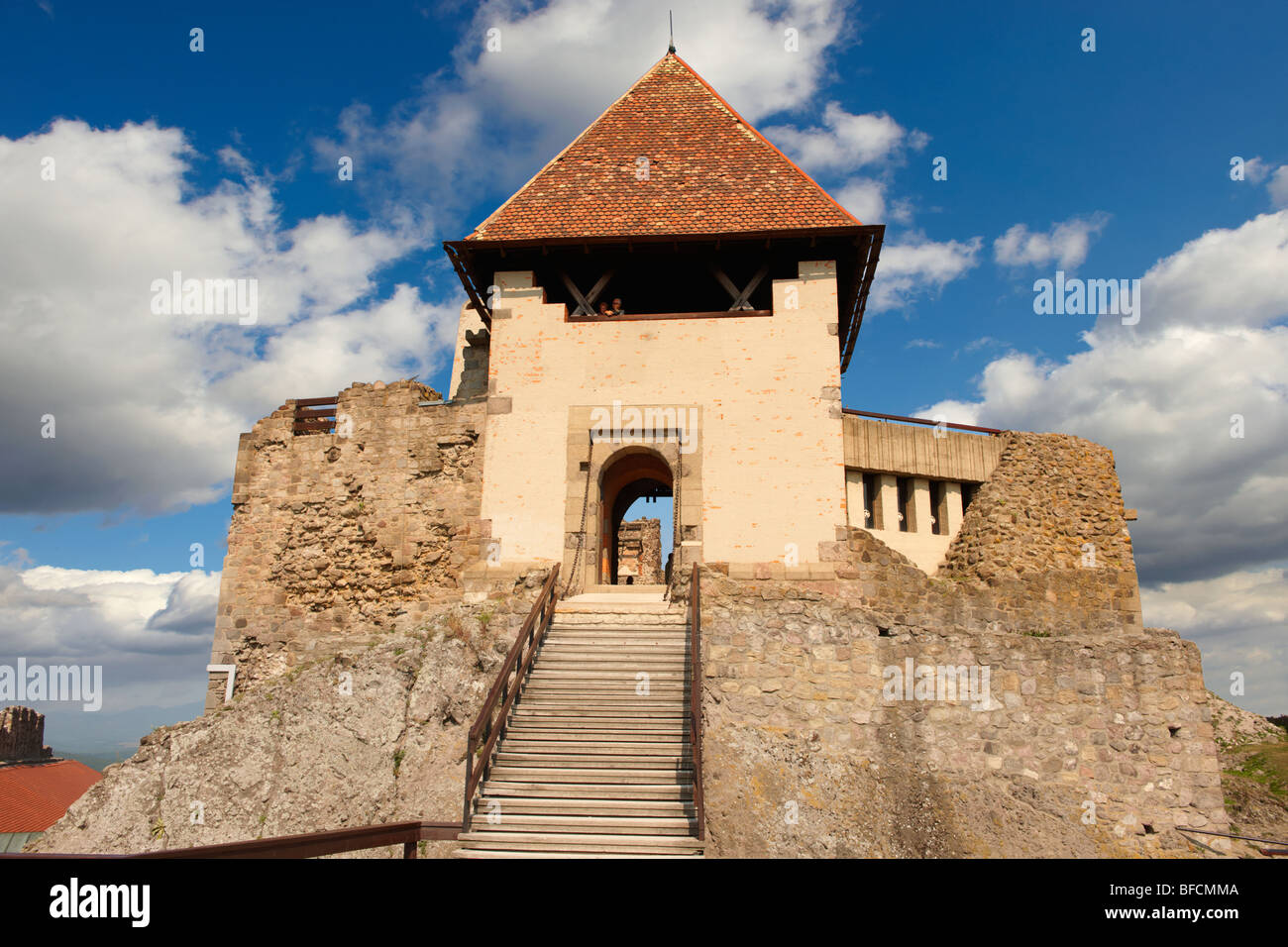 Visegrad-das Schloss im Himmel (Visegradi Var - Fellegvar], Ungarn Stockfoto