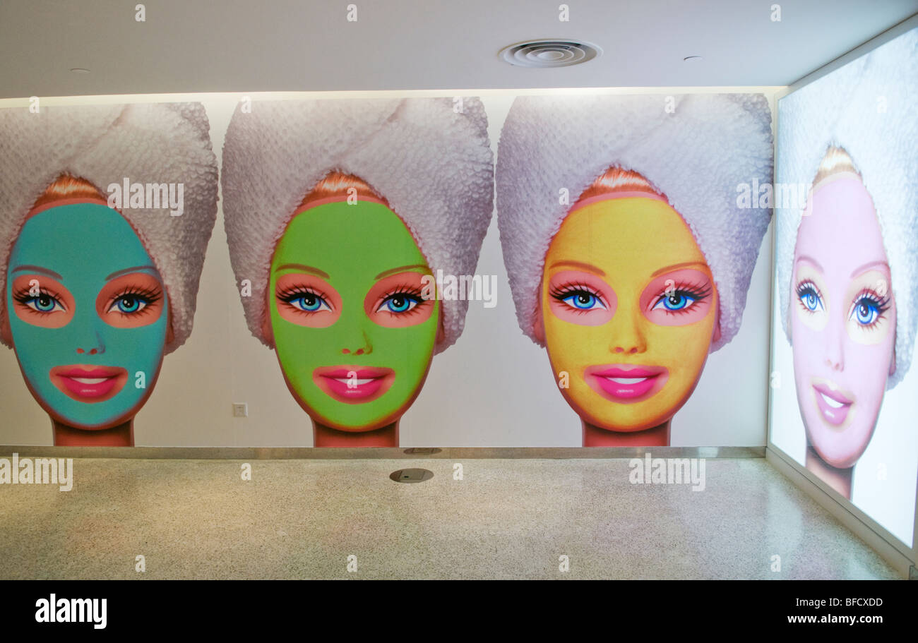 Der Eingang zum Spa Barbie in Barbie-Store in Shanghai China. Stockfoto