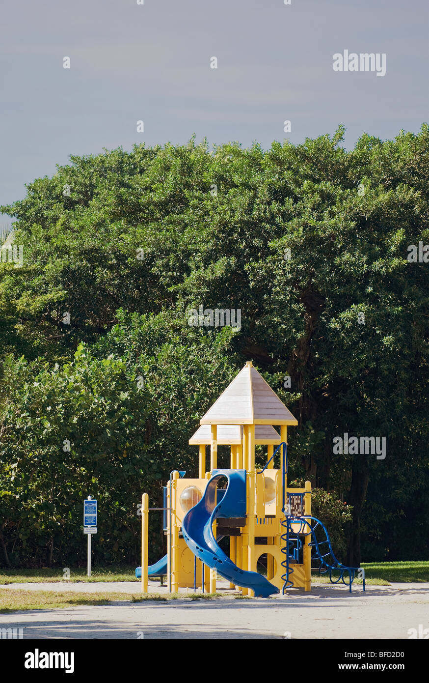 Spielgeräte mit keine Kinder darauf leer Stockfoto