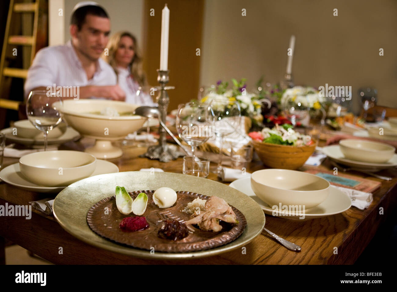 Passahfest Seder Platte. Stockfoto