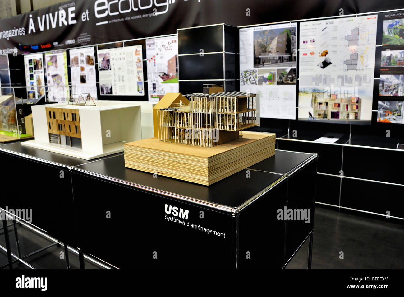 Paris, Frankreich, Construction Equipment 'Trade Show', 'Salon Batimat', Eco-House Architectural Model Projects on Display, Environmental Sustainable, Stockfoto