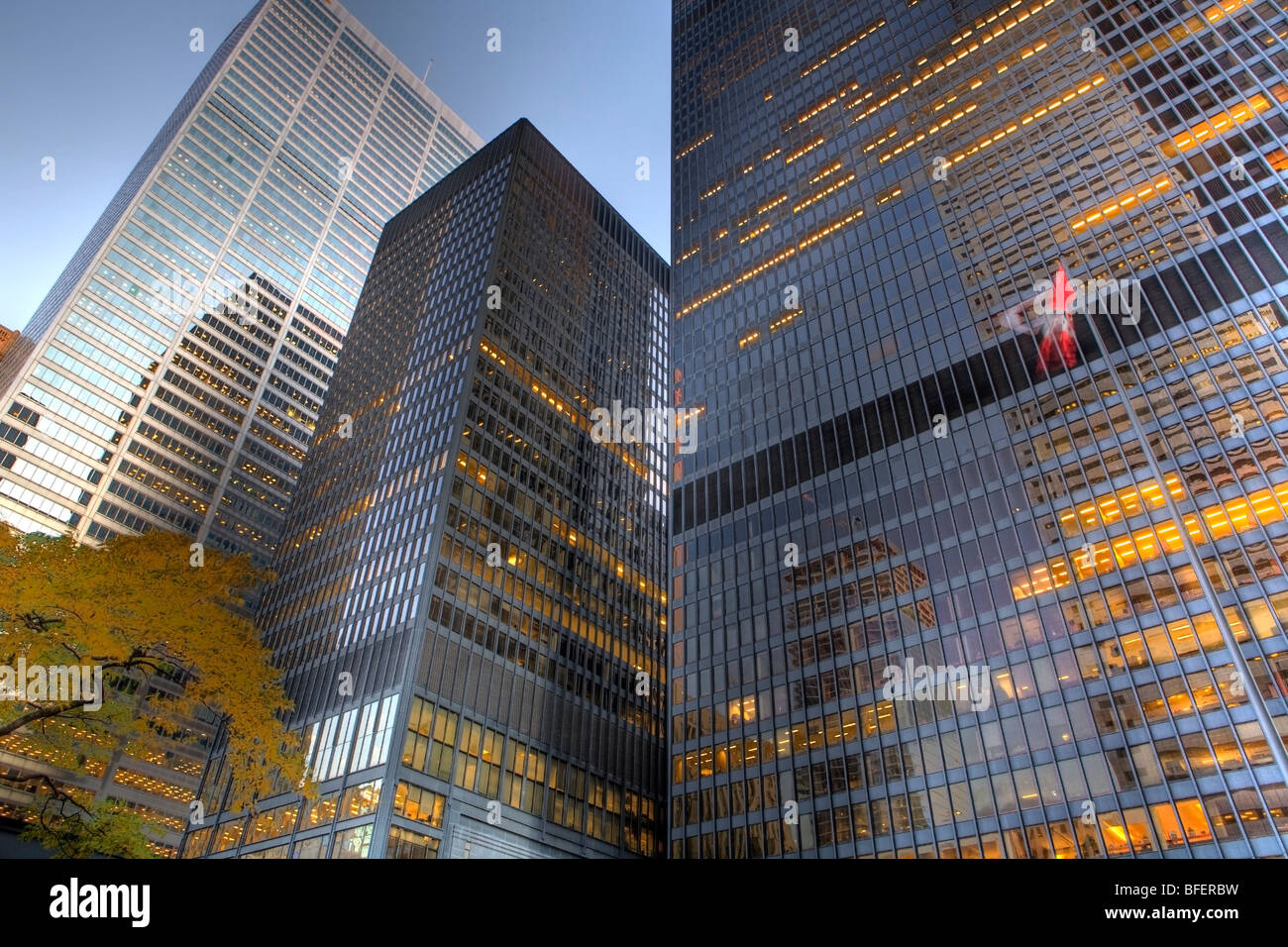 Abend im Bankenviertel, Toronto, Ontario, Kanada Stockfoto