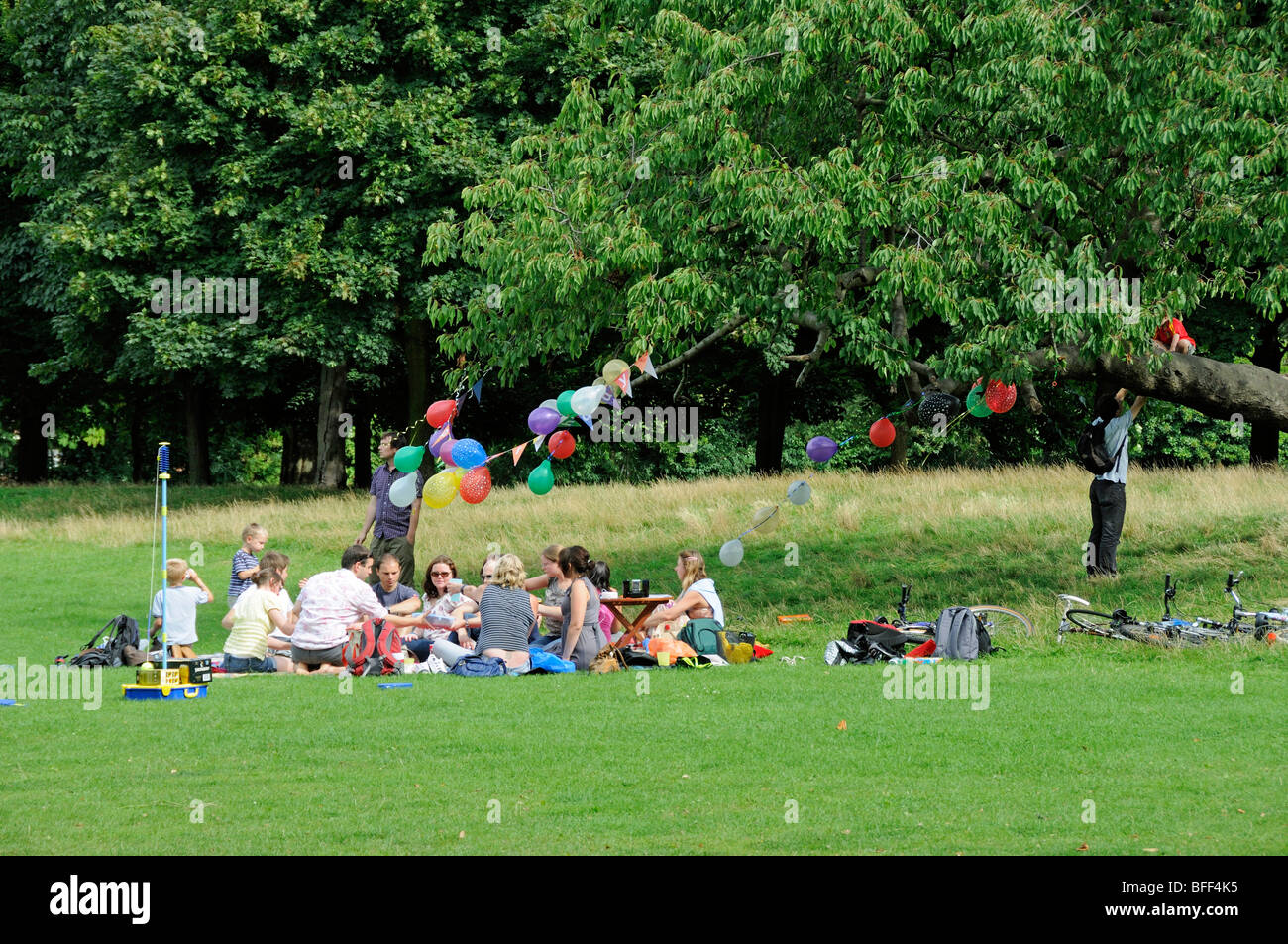 Sommerfest in Clissold Park Stoke Newington London England UK Stockfoto