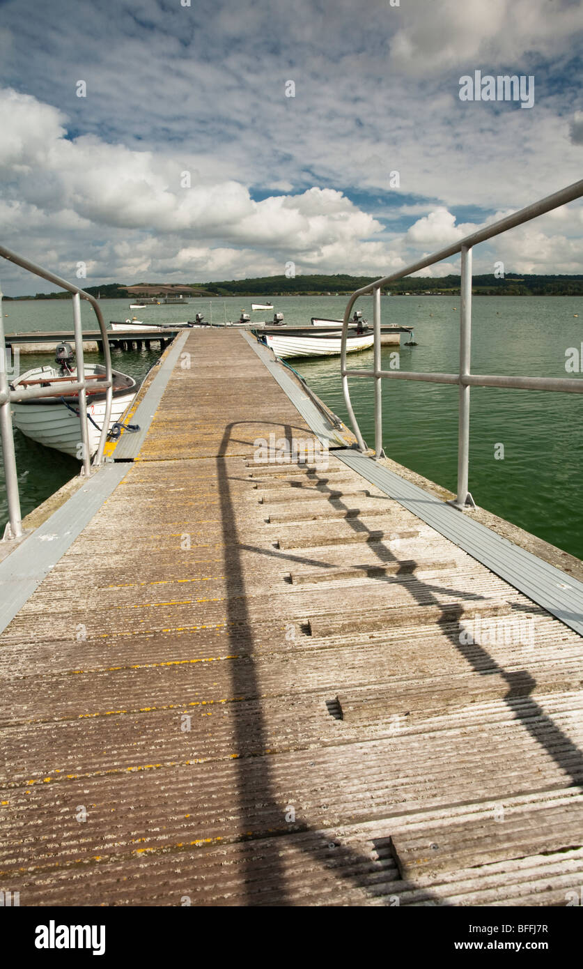 Ponton am Farmoor Stausee in Oxfordshire, Vereinigtes Königreich Stockfoto