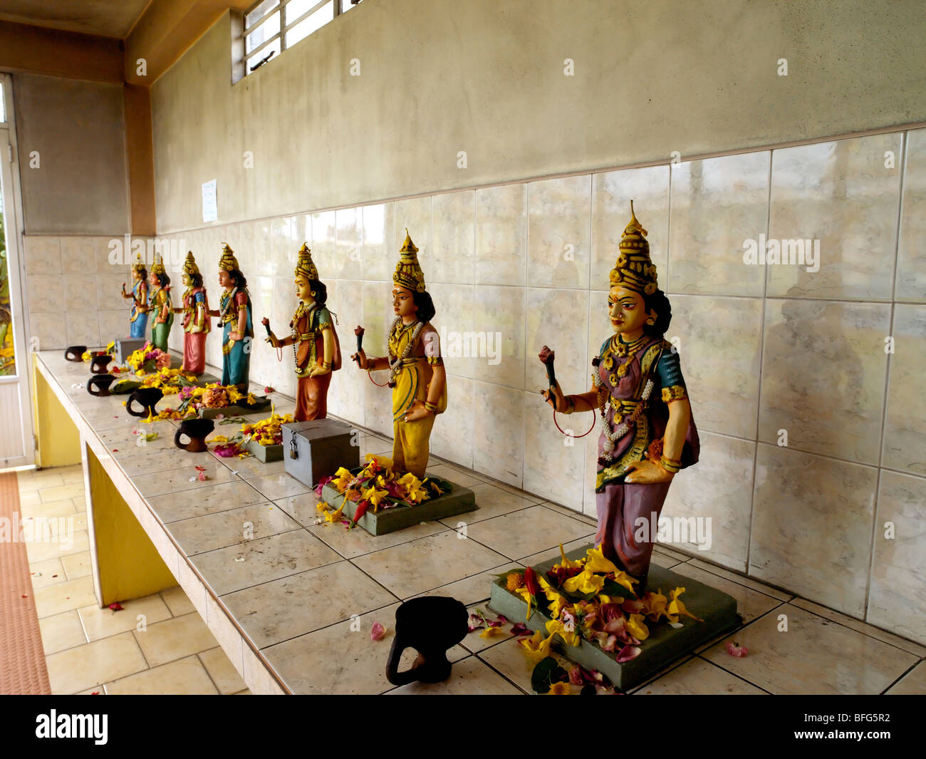 Savanne Region Mauritius Hindu tamilische Tempel Sri Siva Subarmaniya Kovil einige Durgas Töchter Stockfoto