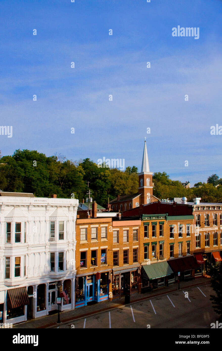 Historische Straße in der Innenstadt von Galena, Illinois, einer beliebten Touristenstadt Stockfoto