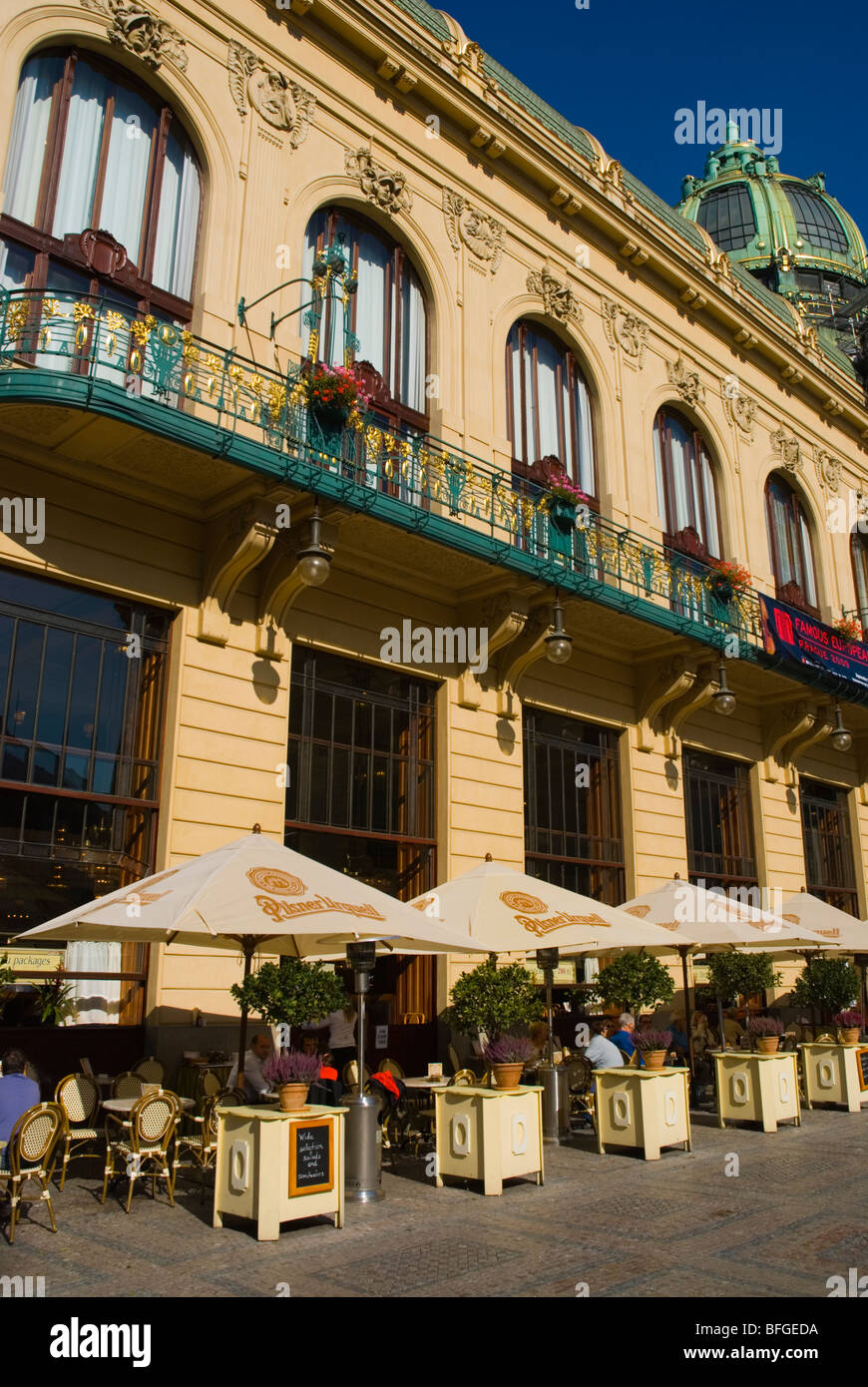 Obecni Dum das Gemeindehaus am Namesti Republiky Platz der Republik in Prag Tschechische Republik Stockfoto