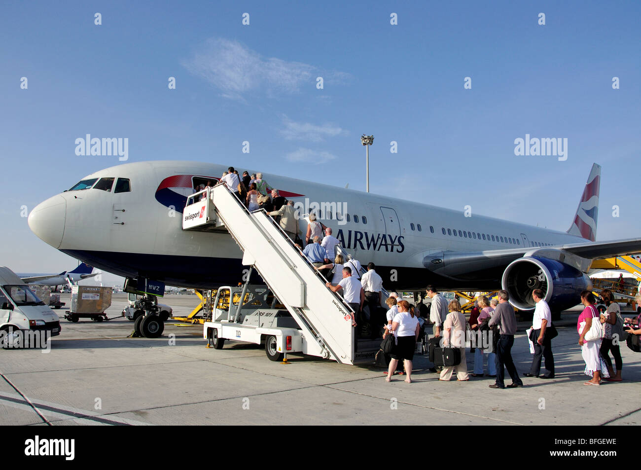 British Airways Boeing 767 boarding, internationalen Flughafen Larnaca, Larnaca, Larnaca District, Zypern Stockfoto