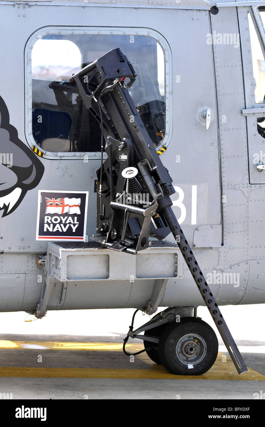 M3M Maschinengewehr auf einem Royal Navy Lynx-Hubschrauber Stockfoto