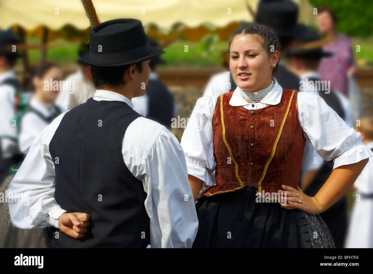 Menschen Sie in ungarische Tracht - jährliche Weinfest (Szuret Fesztival) - Badacsony - Balaton - Ungarn Stockfoto