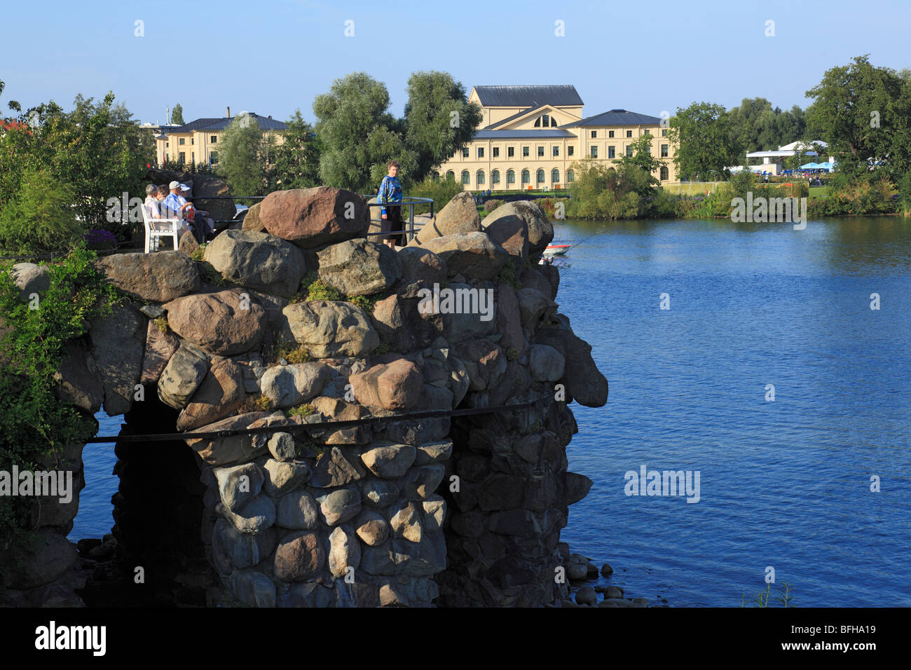 Grotte Im Burggarten von Schloss Schwerin Waehrend der