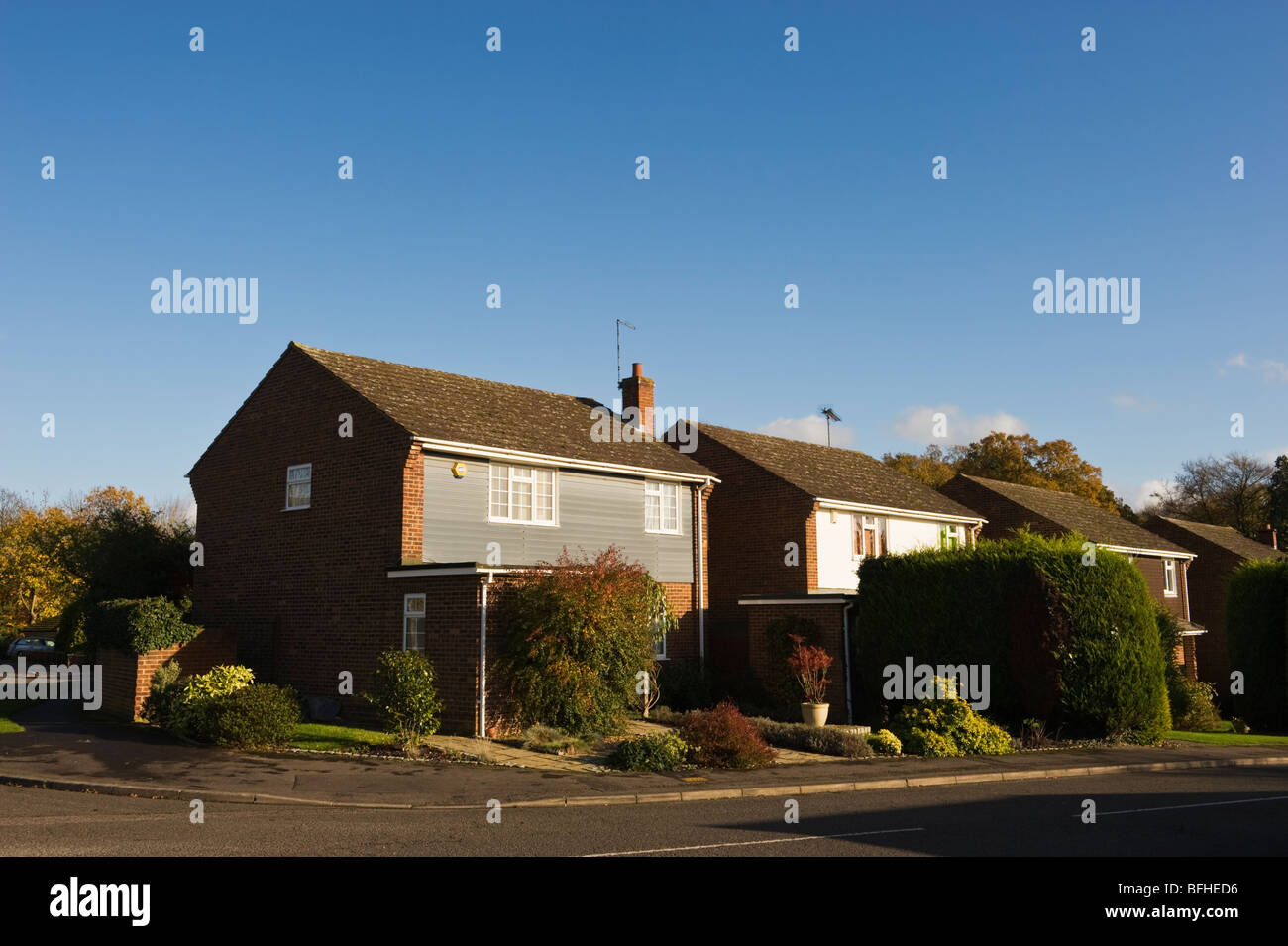 modernes Vierbettzimmer Einfamilienhäusern Seher grün, Buckinghamshire, Großbritannien Stockfoto