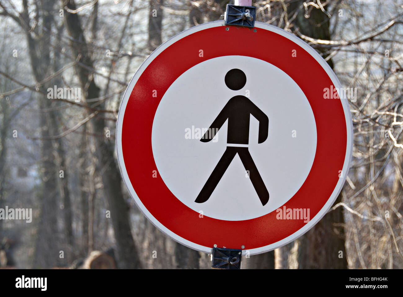 Straßenschild Don't walk Stockfoto