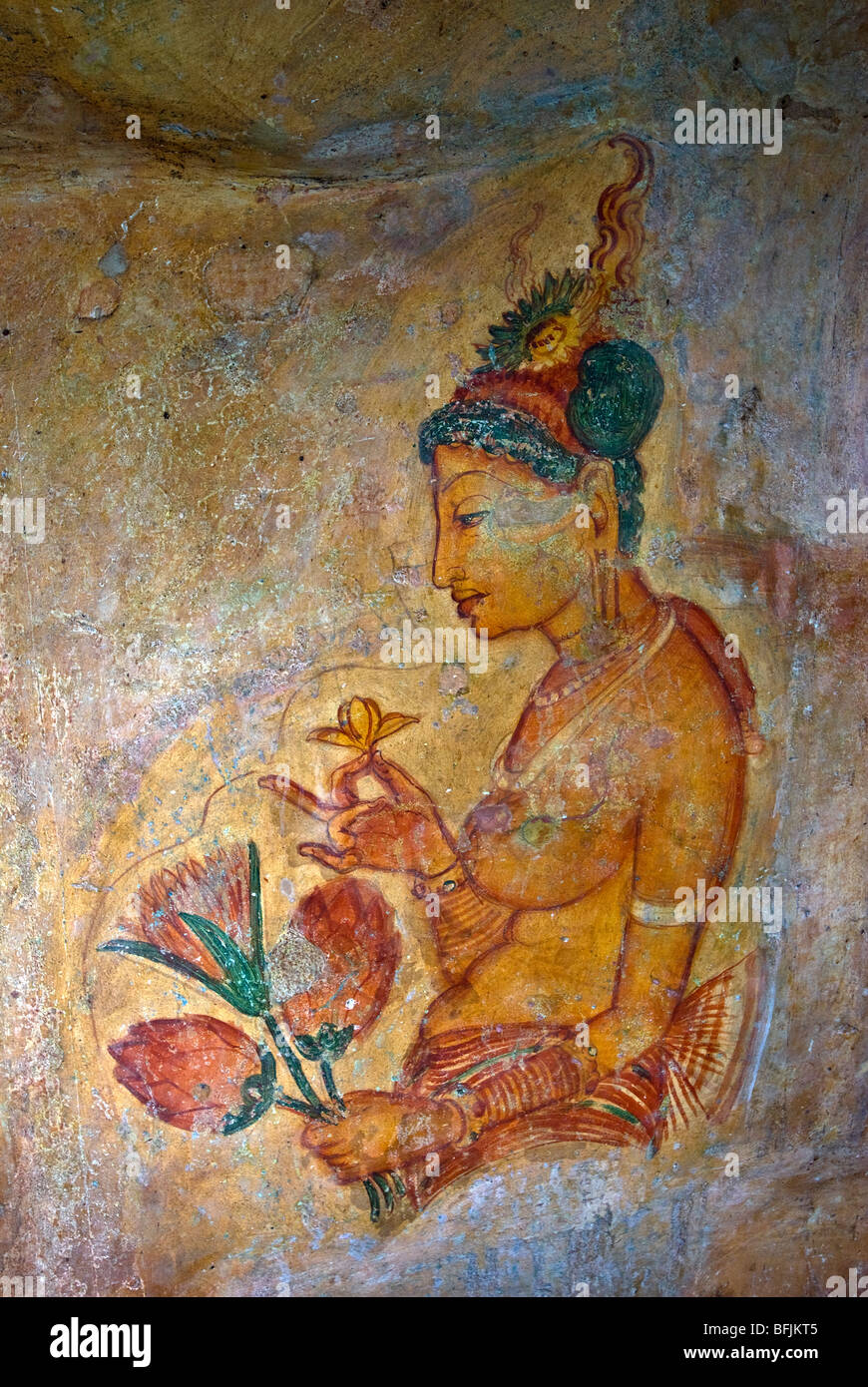 Alte Fresken der Jungfrauen auf Höhle Wand in Sigiriya Felsenfestung Sigiriya, Sri Lanka Stockfoto