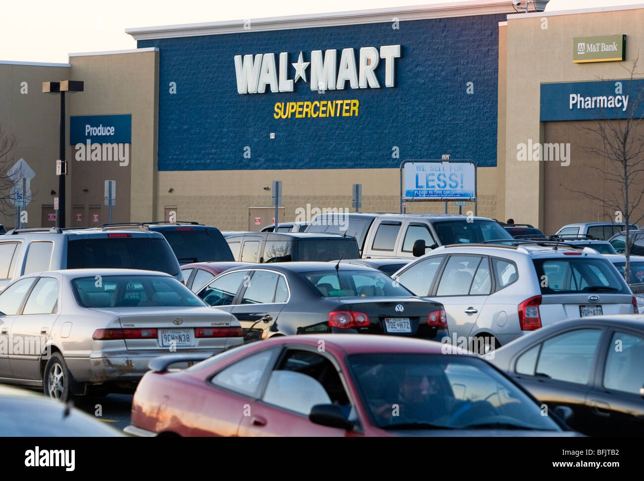 Ein Wal-Mart-Retail-Standort in vorstädtischen Maryland. Stockfoto