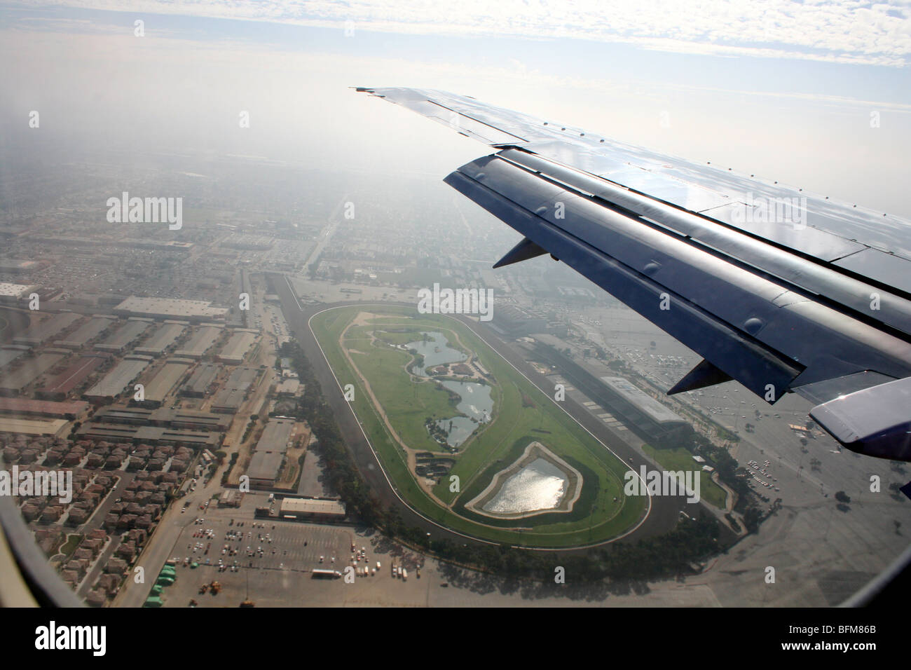 Flugzeug Landung in Los Angeles LAX Flughafen areal Land Ansicht von oben Stockfoto