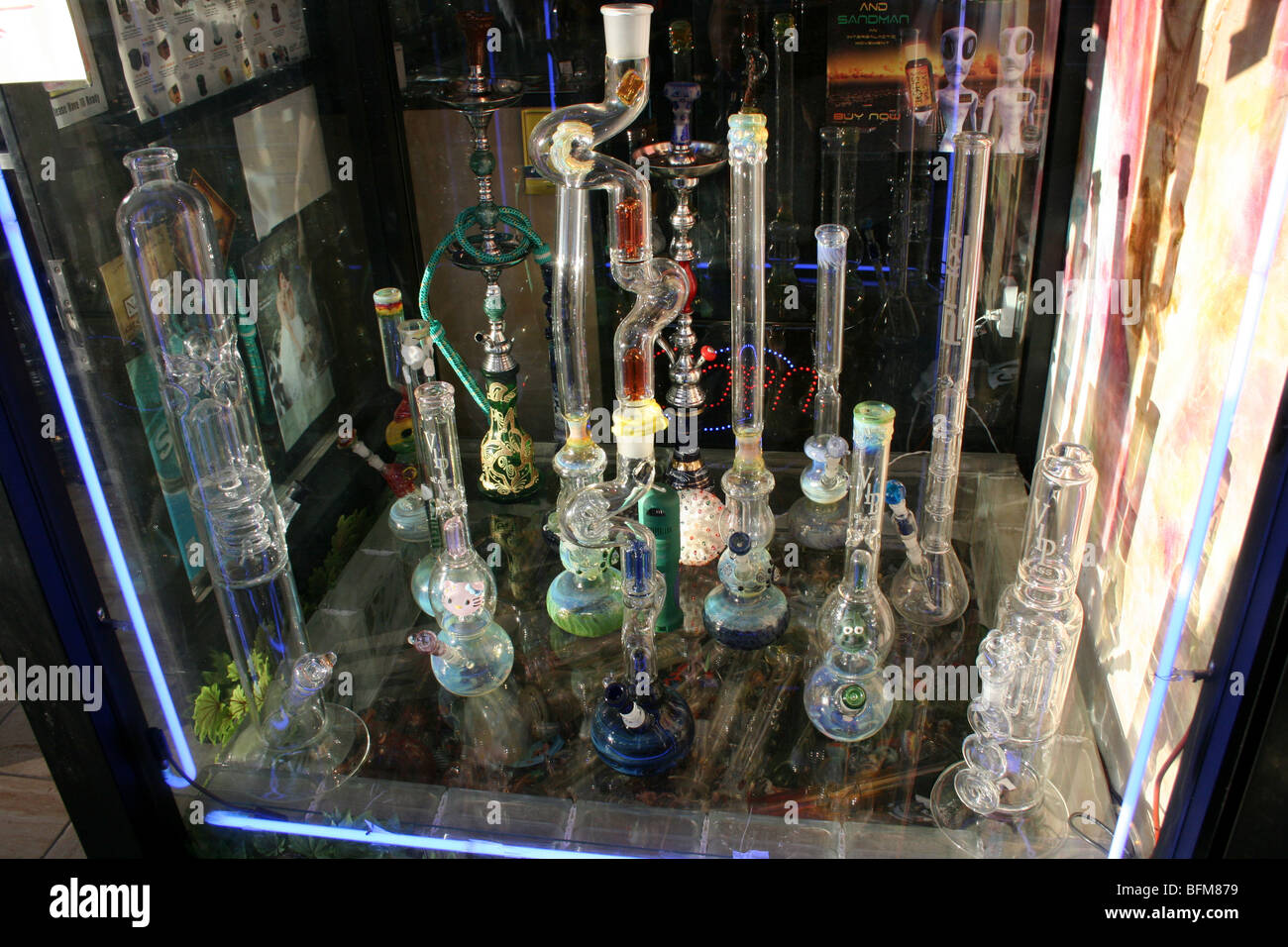 Bong Rohr Hooker Shisha Rauch Schaufenster in Kalifornien Stockfoto