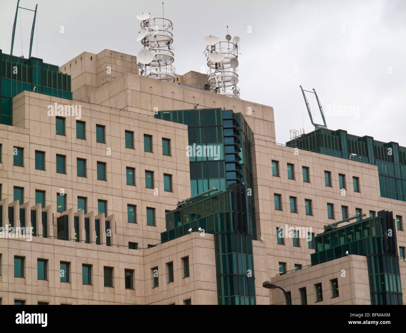 MI6, Geheimdienst-Hauptquartier, 85 Vauxhall Cross, London, England Stockfoto