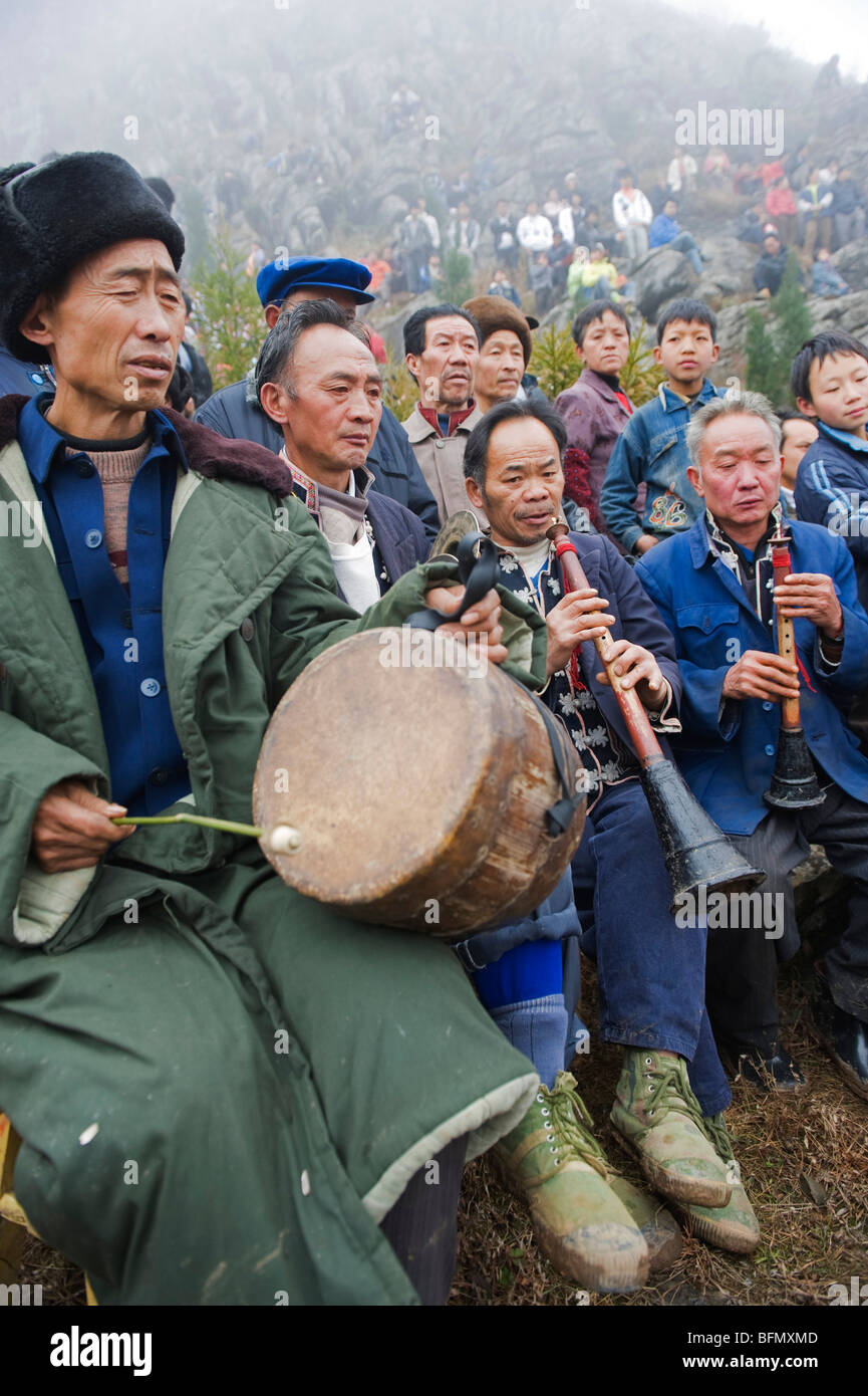 China, Provinz Guizhou, Sugao Dorf, Männer lange Horn Miao Neujahrsfest Festival feiert Stockfoto