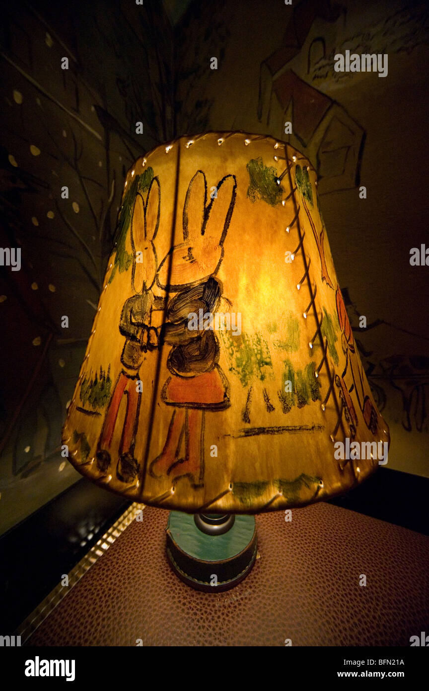 Lampe Detail Vom Inneren Des Bemelmans Bar Das Carlyle Hotel New York City Usa Stockfotografie Alamy