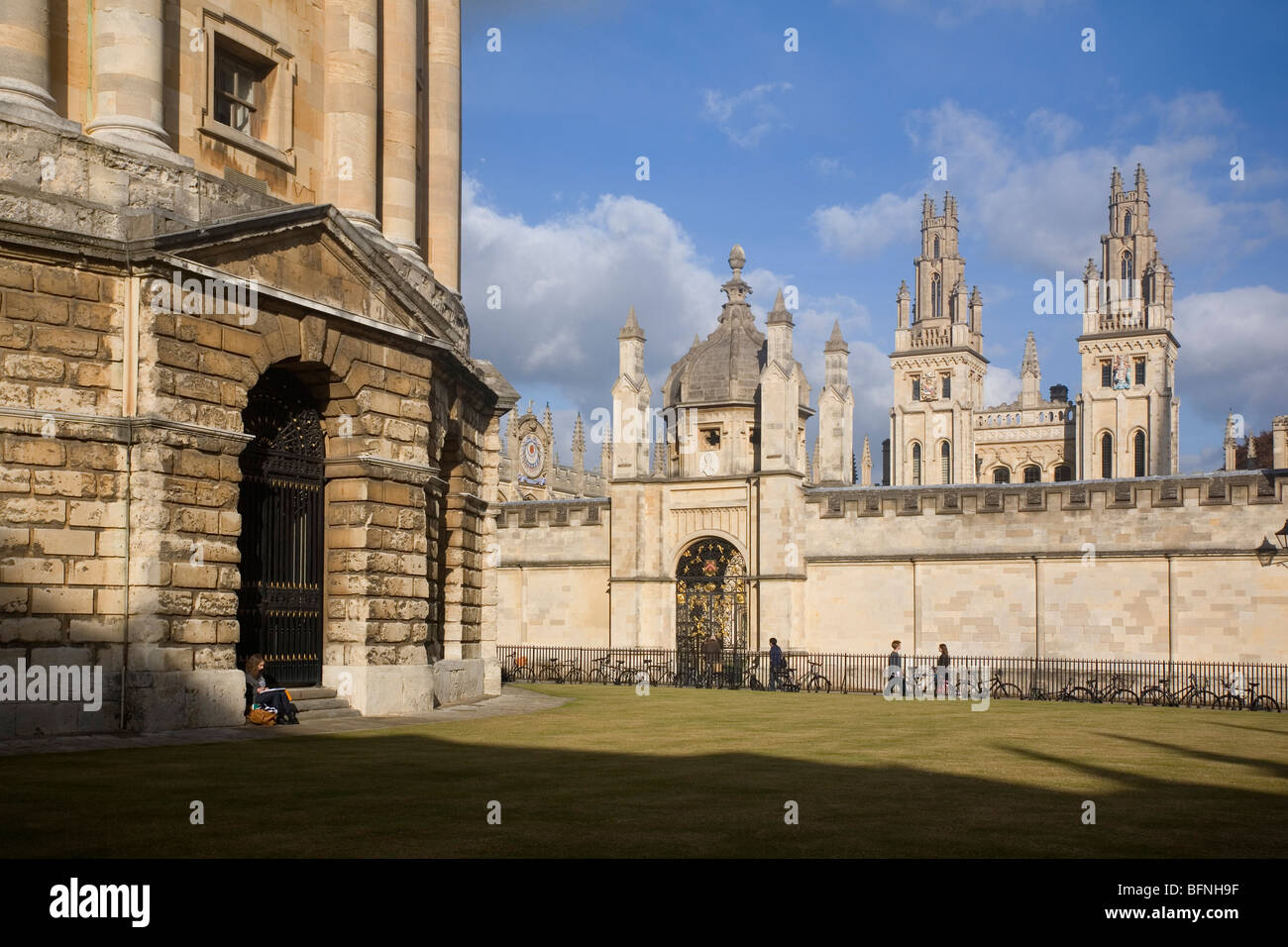 Radcliffe Camera und All Souls College, Oxford, England Stockfoto