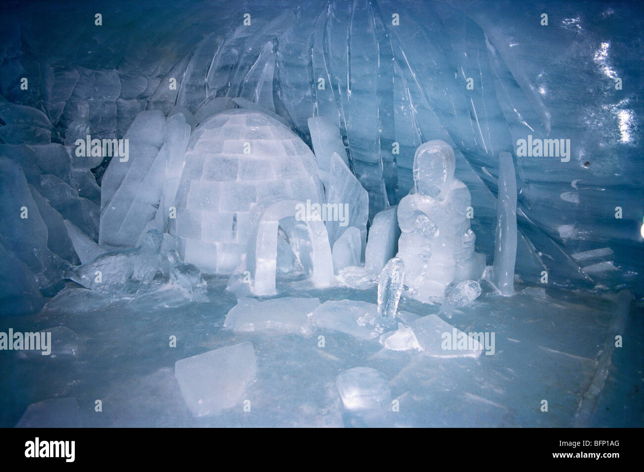 Eishöhlenmuseum ; Eispalast ; Jungfraujoch ; Berner Alpen ; Schweiz ...