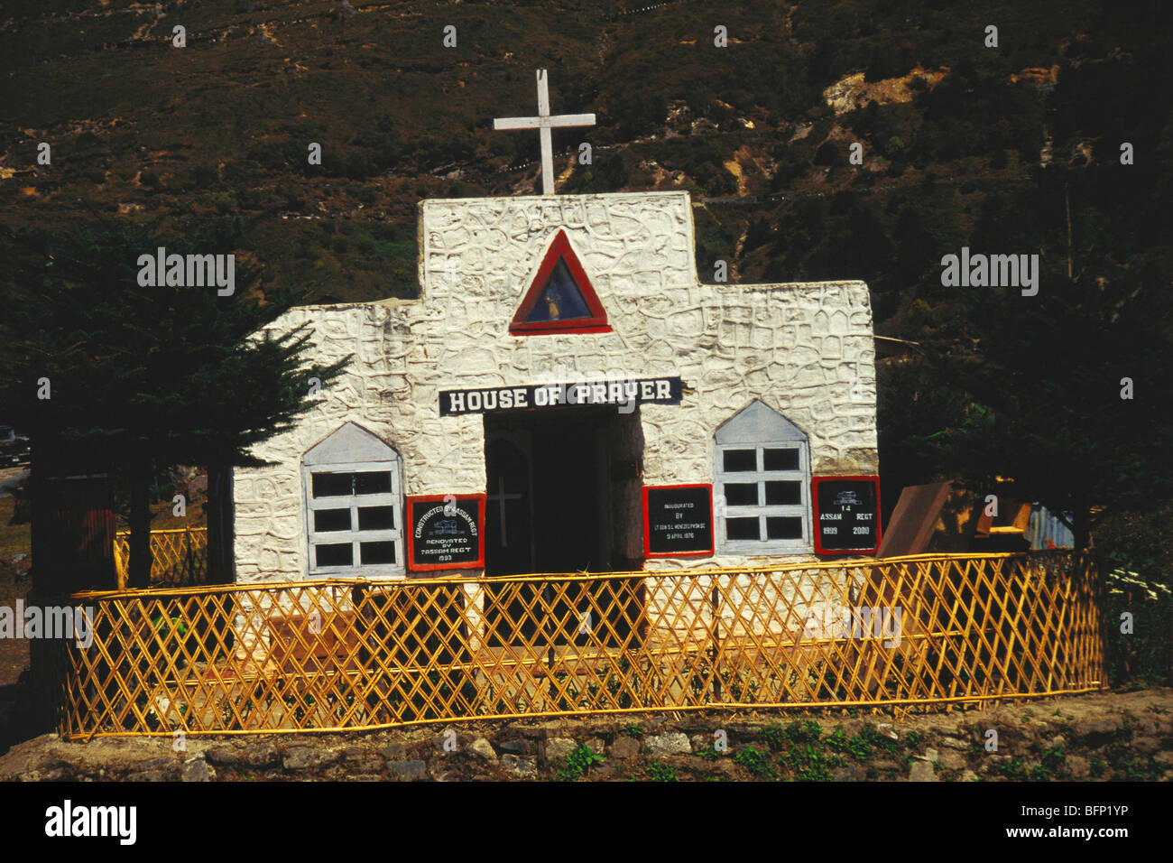 NGS 64667: Haus des Gebets; Sellajoch; Arunachal Pradesh; Indien Stockfoto