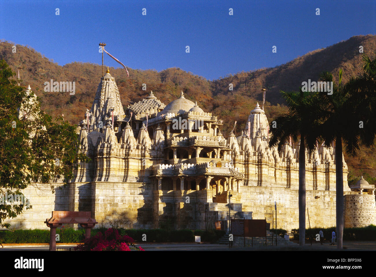 Ranakpur Jain Tempel; Chaturmukha Dharana Vihara; Ranakpur Tempel; Sadri; Pali; Rajasthan; Indien; Asien Stockfoto