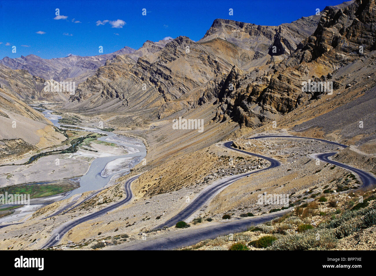 Ladakh; Gata-Loops Manali Leh unterwegs; Jammu und Kaschmir; Indien Stockfoto