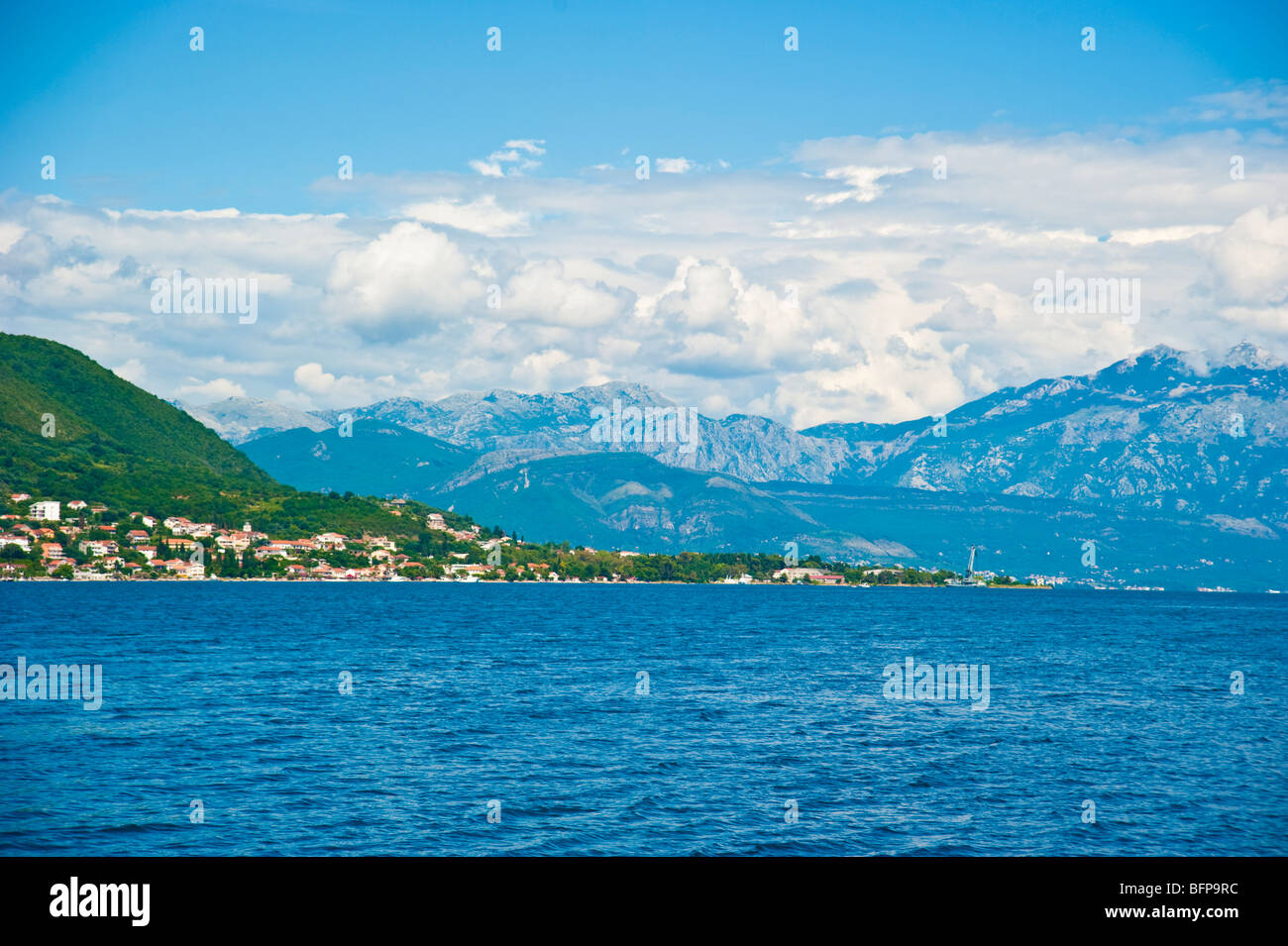 Herceg Novi und der Eingang zur Bucht von Kotor, Montenegro, Adria Stockfoto