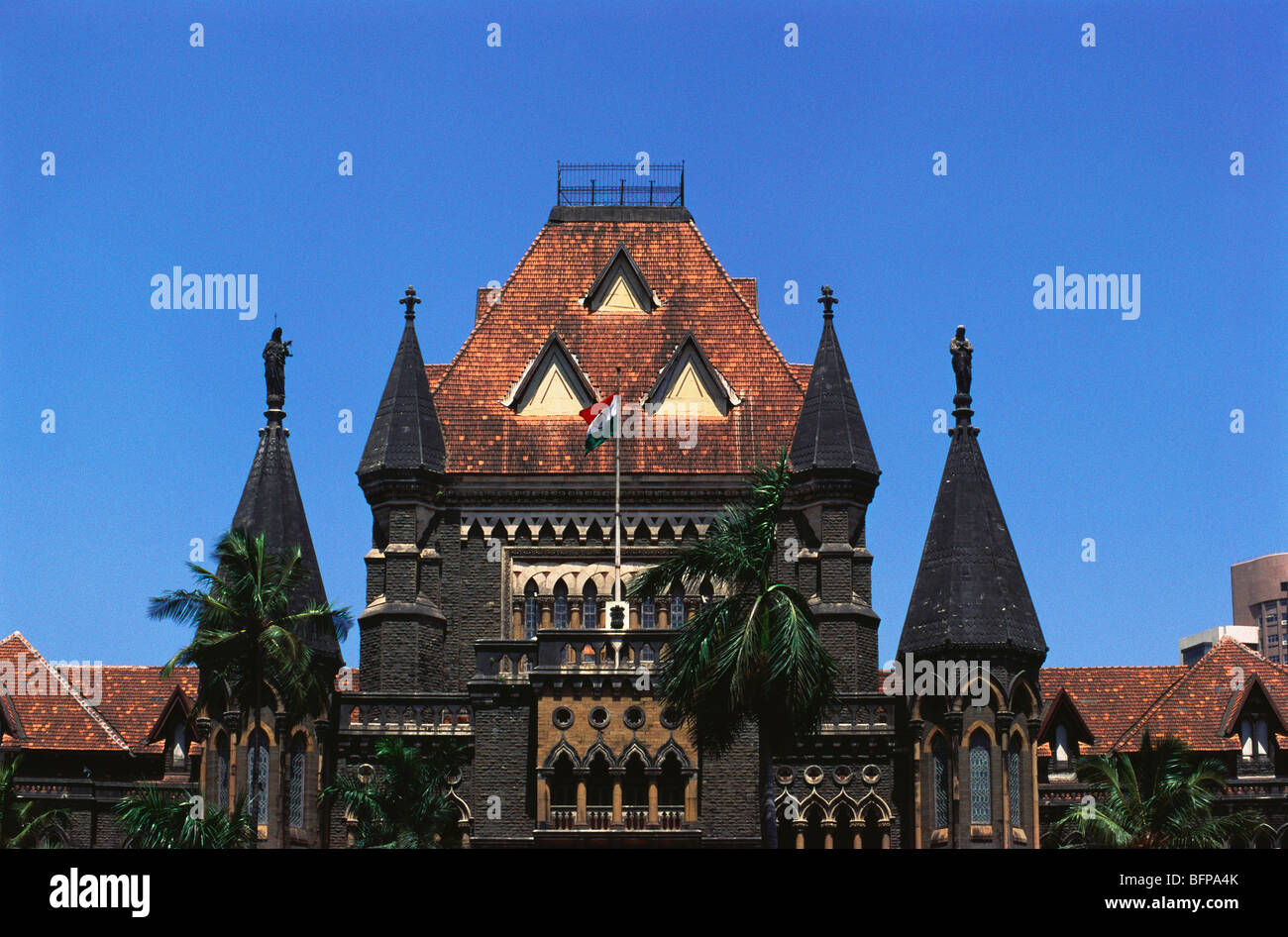 NMK 65367: High Court Draufsicht; Churchgate; Bombay Mumbai; Maharashtra; Indien Stockfoto