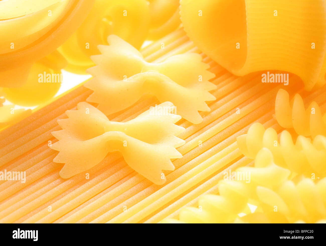 Zurück projiziert (beleuchtete) Teigwaren (Pasta) Stockfoto