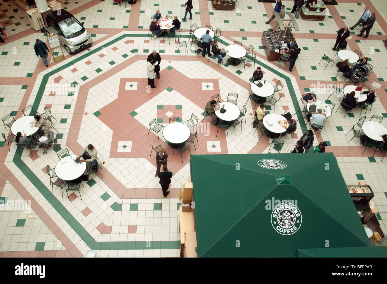 Starbucks Coffee-Shop, Pentagon City Shopping Mall, Washington DC, USA Stockfoto