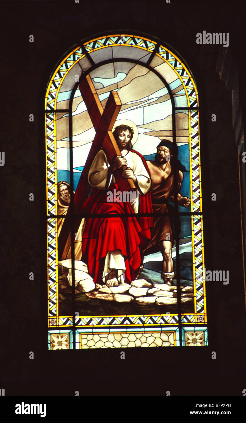 VPA 66651: Jesus Christus auf Glasmalerei in der Don Bosco Kirche; Bombay Mumbai; Maharashtra; Indien Stockfoto