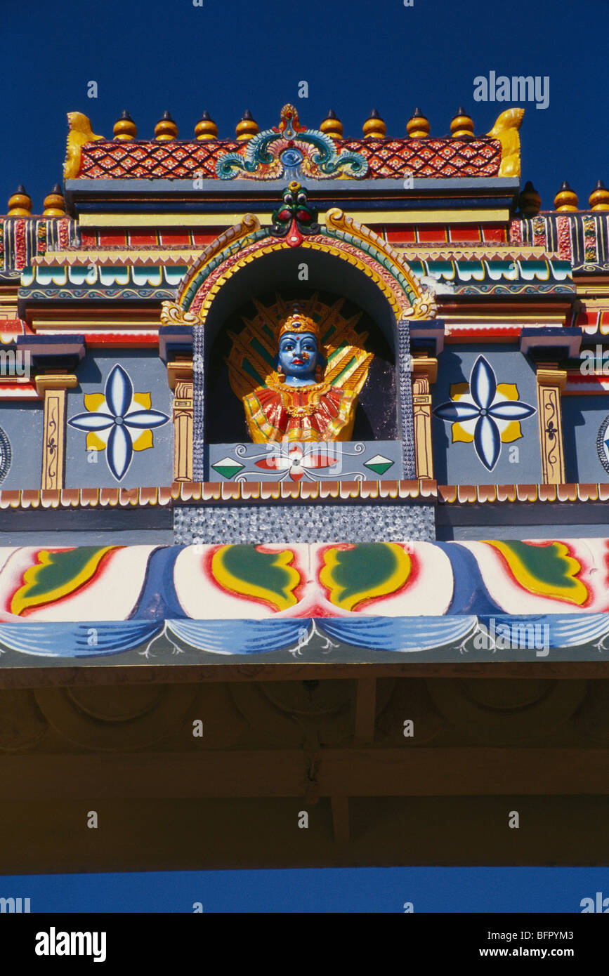 MPC 66820: Arch Eingang des Renuka Tempel Saundatti; Karnataka; Indien Stockfoto