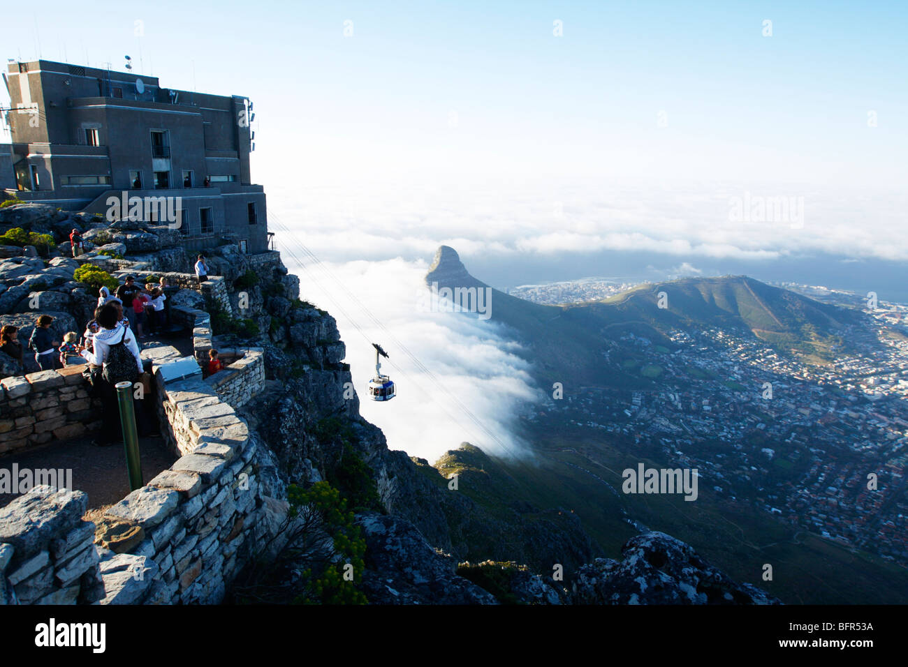 Table Mountain Cable Car Station und restaurant Stockfotografie - Alamy
